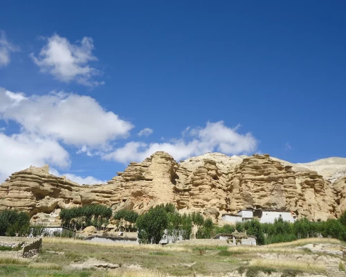 Upper Mustang Trekking